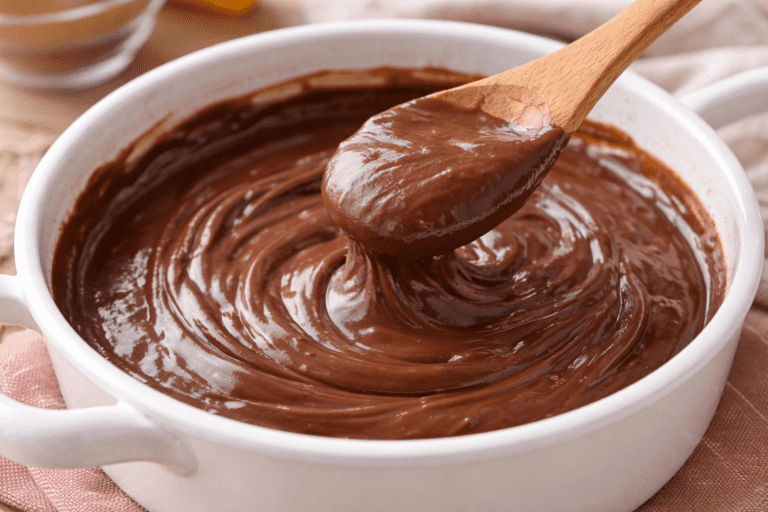 Brigadeiro de Panela Cremoso (Fácil, Rápido e Sem Erro)